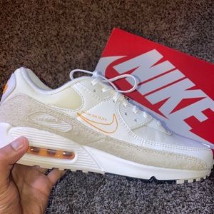 Air Max 90 Special Edition